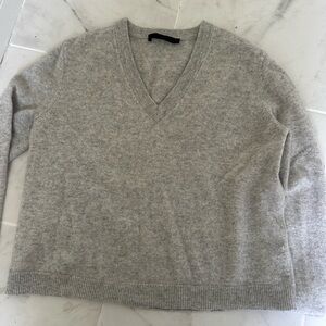 Jenni Kayne Light Gray V-Neck Sweater